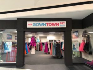 98.7's Gown Town